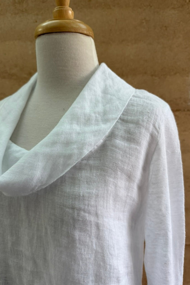 BlueBerry Mix Media Cowl - White