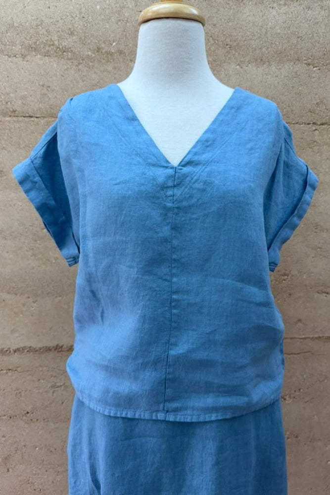 BlueBerry Linen Vee Shell Top - Sky