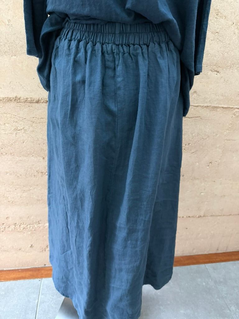 BlueBerry Linen Midi Skirt - Navy