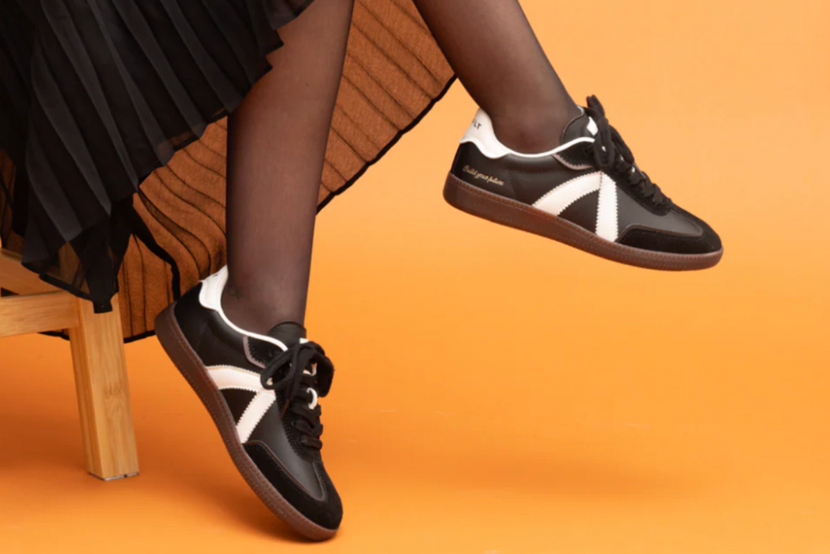 ASFVLT Elite Sneaker - Black:White.png