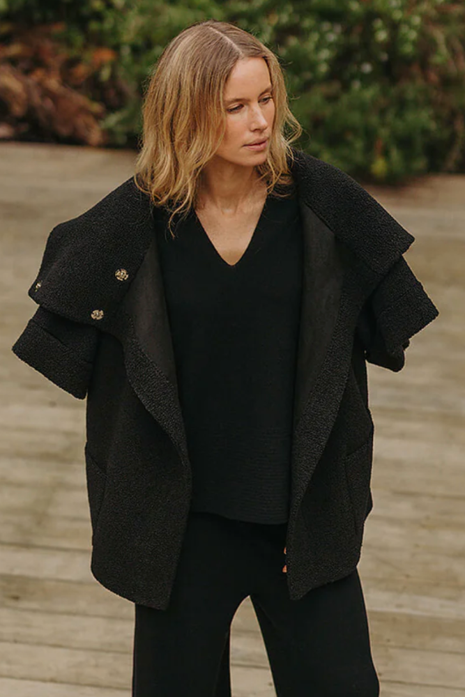 Talamaya Sherpa Cuddle Coat - Onyx.png