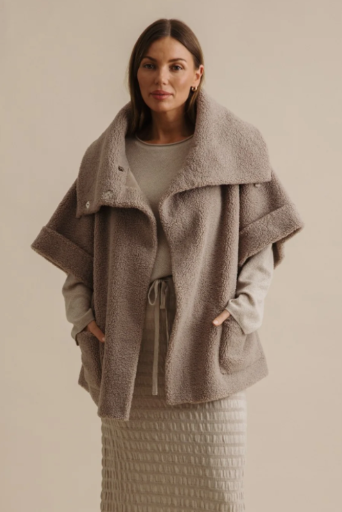 Talamaya Sherpa Cuddle Coat - Putty.png